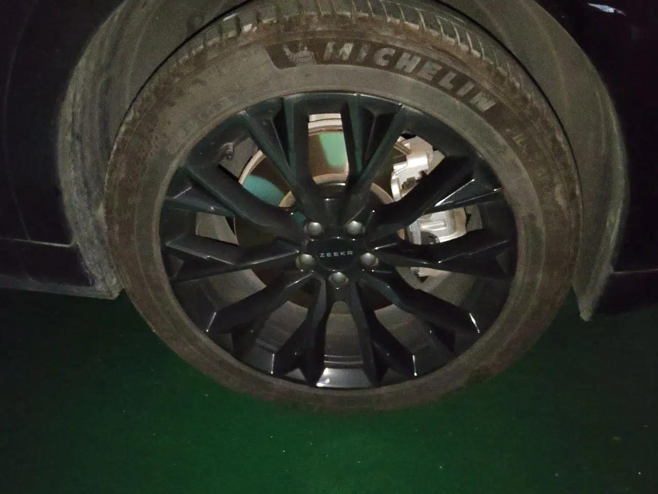 Zeekr 7X 2025 75 kWh Rear-Wheel Drive Intelligent Driving Version — миниатюра 8