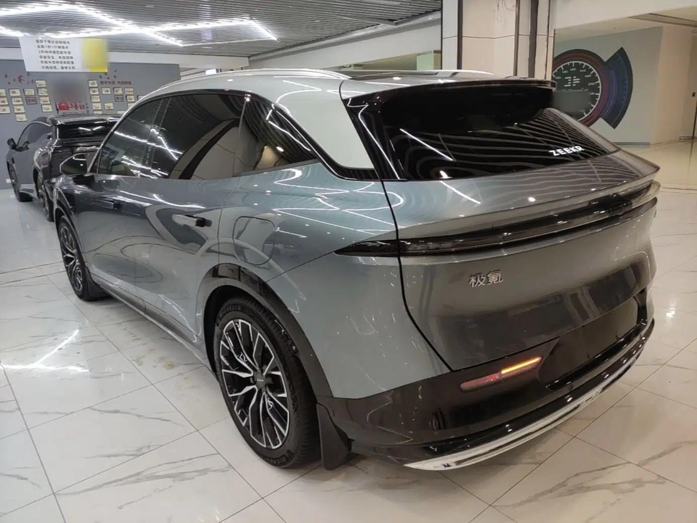 Zeekr 7X 2025 100kWh Long-Range All-Wheel Drive Intelligent Driving Version — миниатюра 4