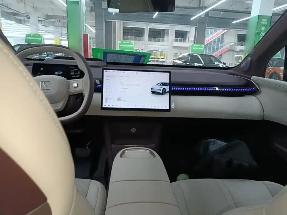 Zeekr X 2025 Four-Seater Rear-Drive Cube Version — миниатюра 13