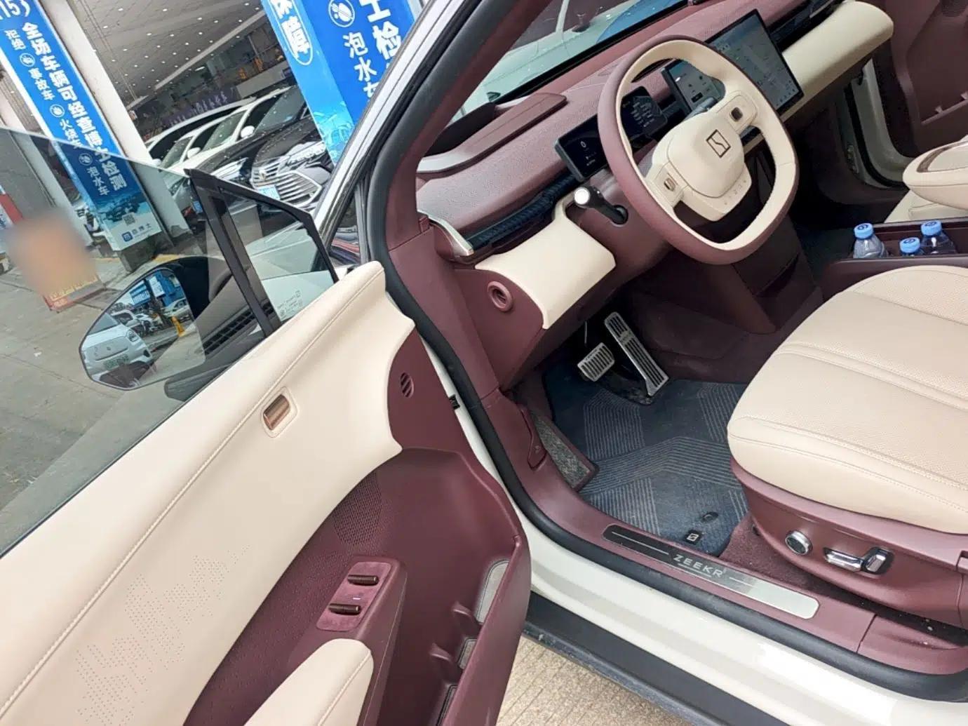 Zeekr X 2023 Rear-Drive YOU Edition 4 Seats — миниатюра 19