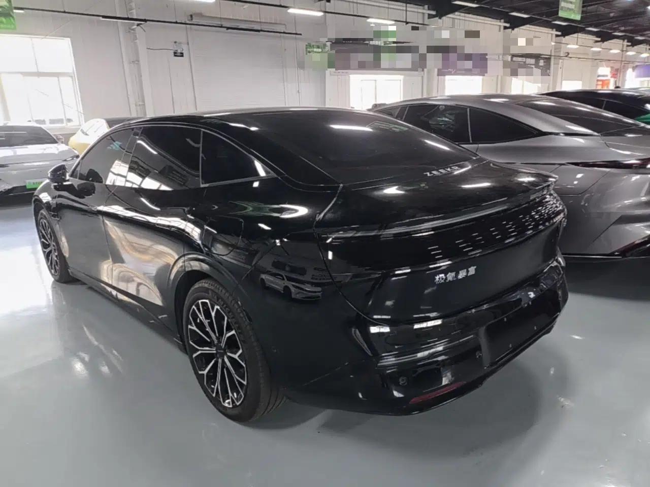 Zeekr 007 2024 Rear-Drive Enhanced Version 75 kWh — миниатюра 4