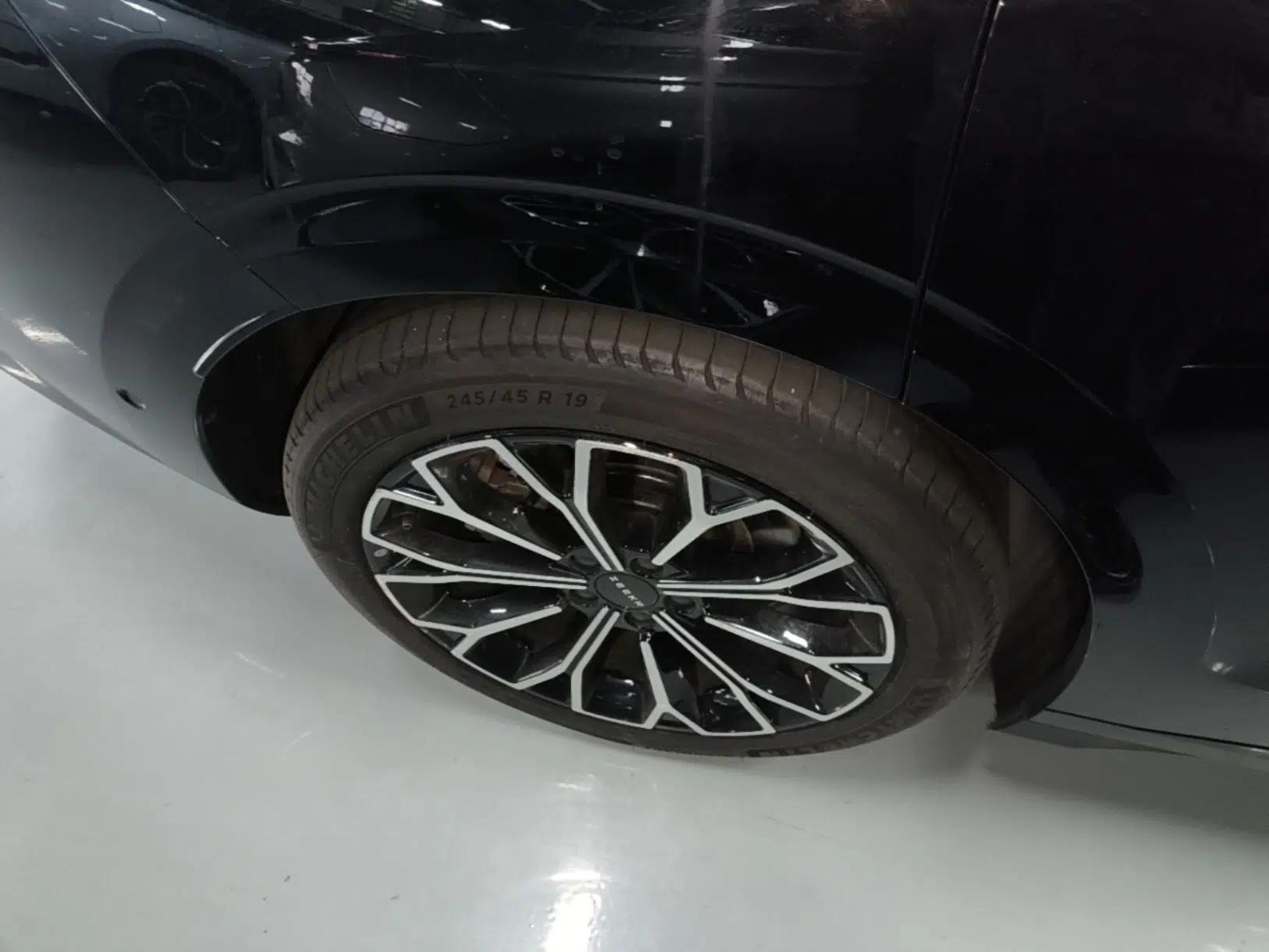 Zeekr 007 2024 Rear-Drive Enhanced Version 75 kWh — миниатюра 10