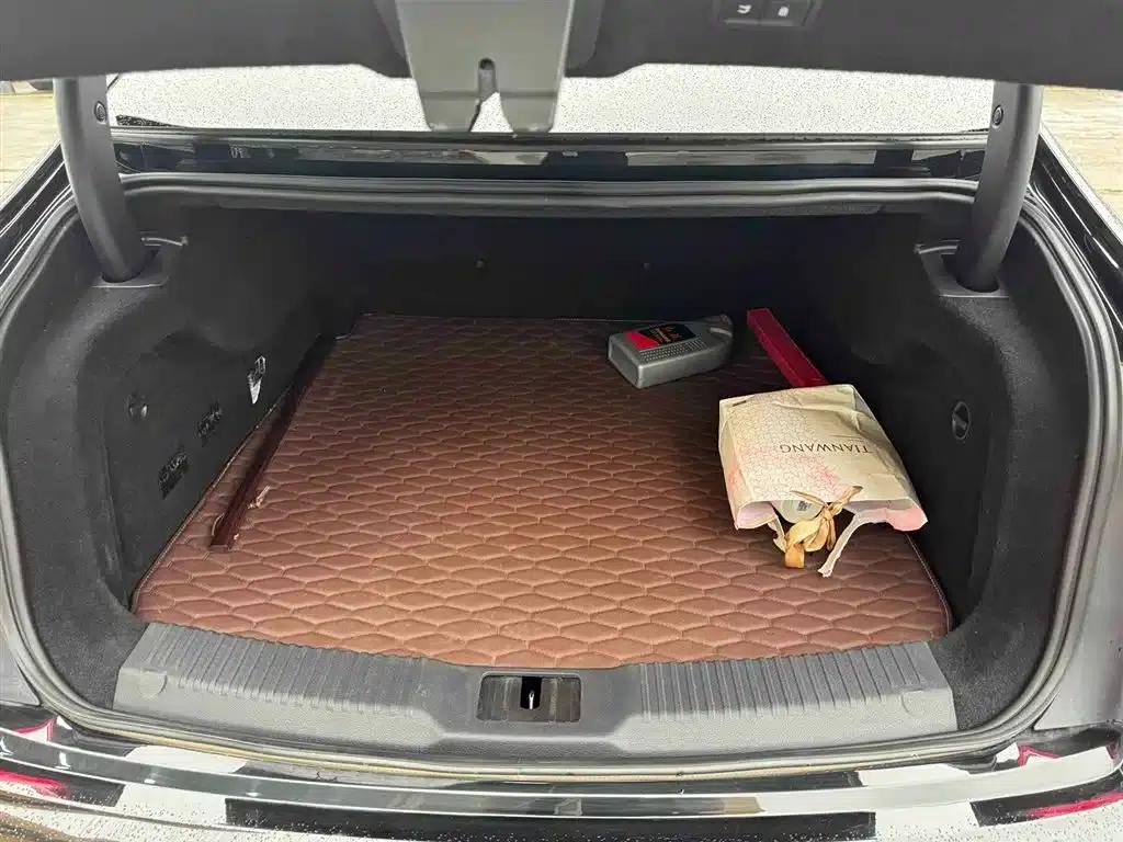 Hongqi H9 2020 3.0T Intelligent Flagship Edition — миниатюра 10