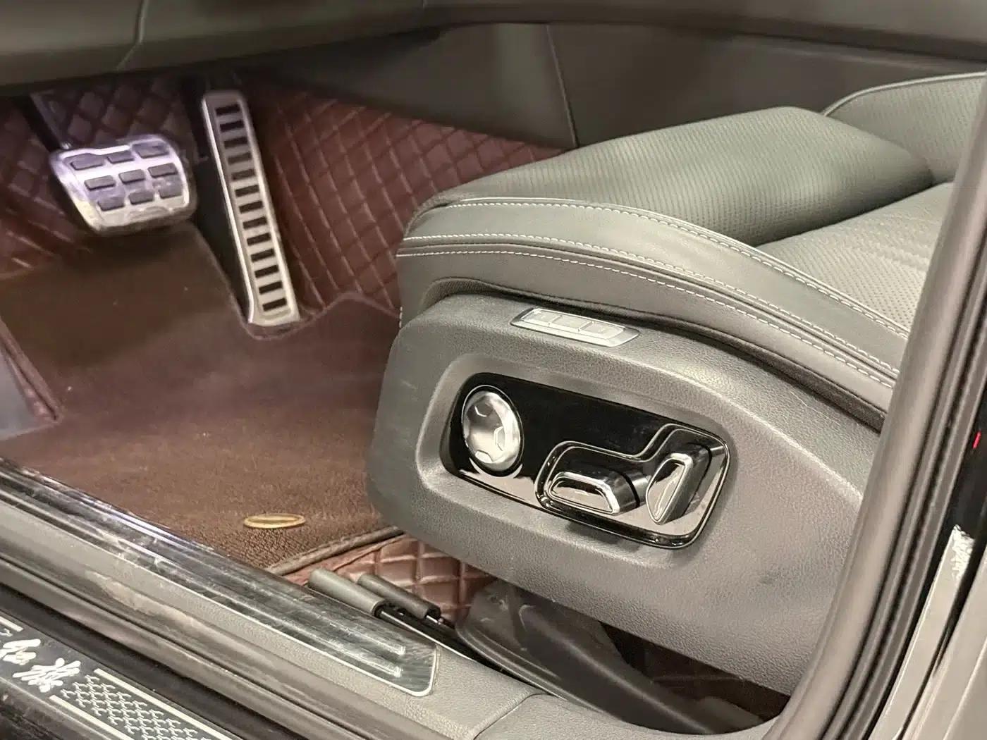 Hongqi H9 2022 2.0T Intelligent Flagship Edition — миниатюра 11