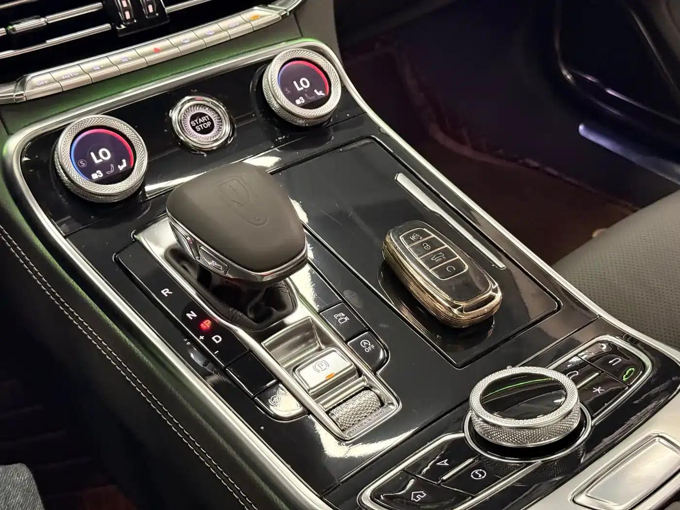 Hongqi H9 2022 2.0T Intelligent Flagship Edition — миниатюра 16