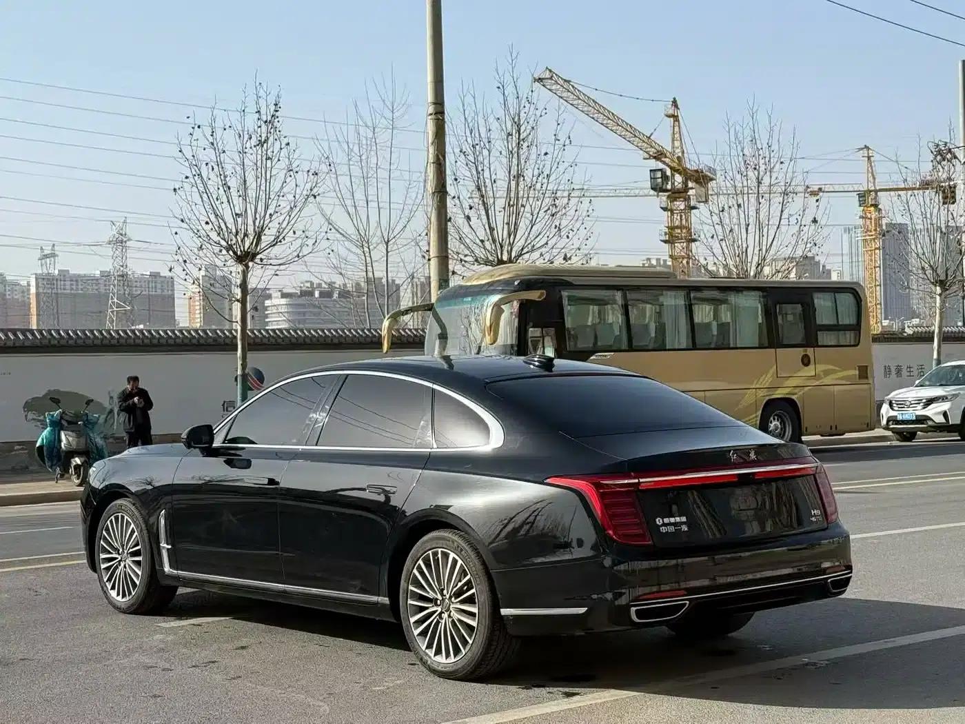Hongqi H9 2022 2.0T Intelligent Flagship Edition — миниатюра 7