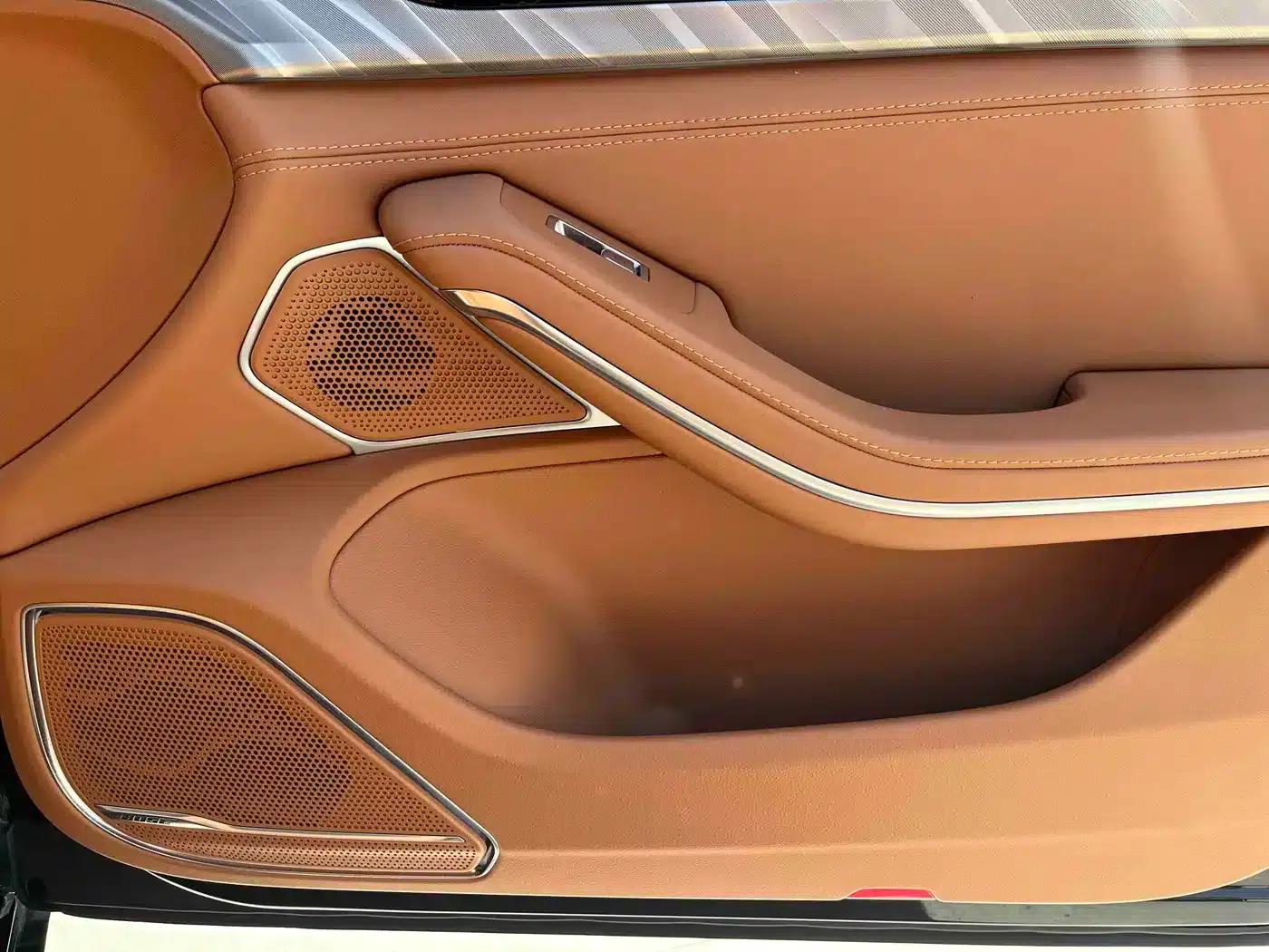 Hongqi H9 2020 2.0T Intelligent Flagship Edition — миниатюра 8