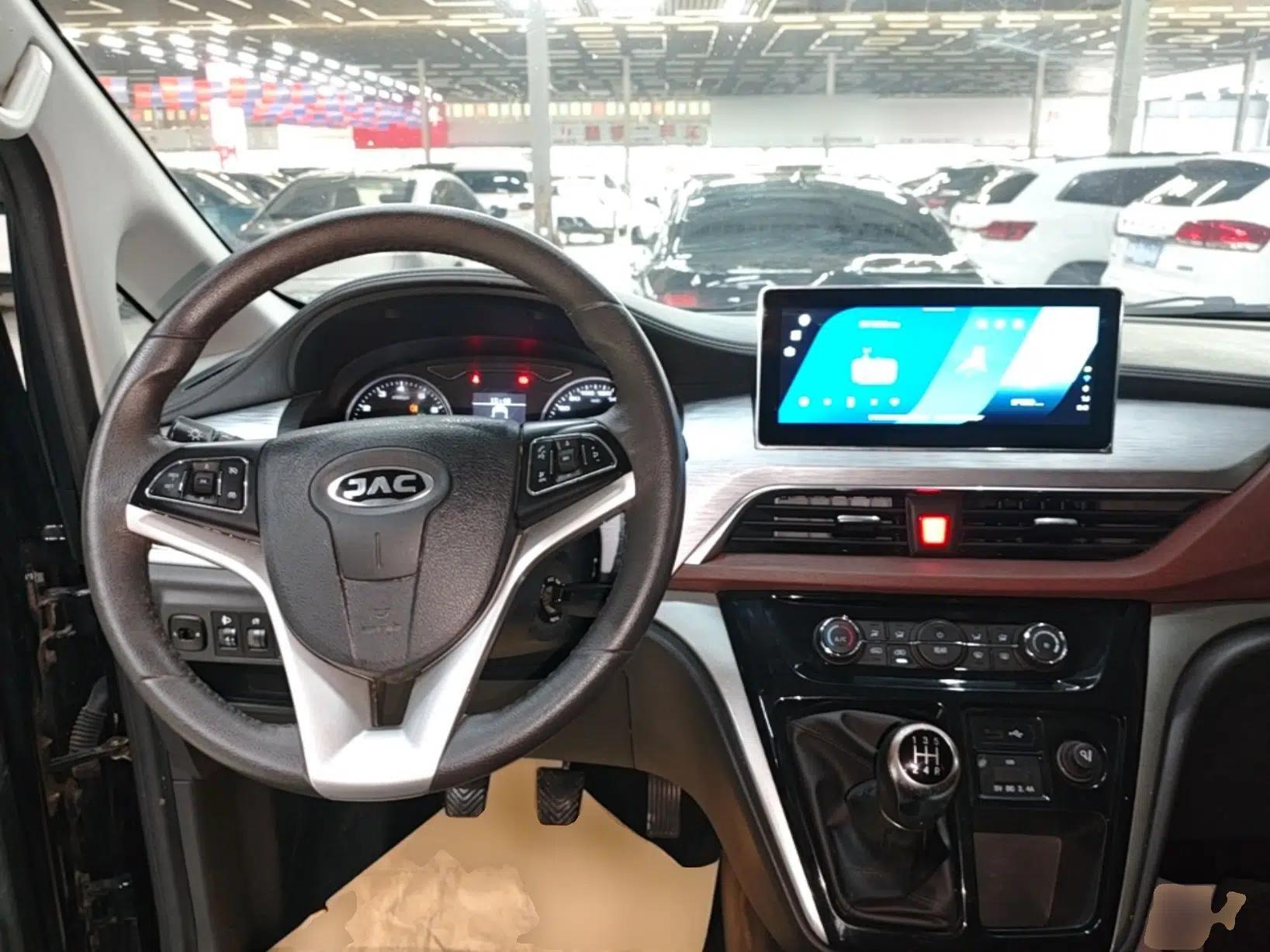 JAC Refine M3 2022 1.8L 7-seat Standard Edition — миниатюра 12
