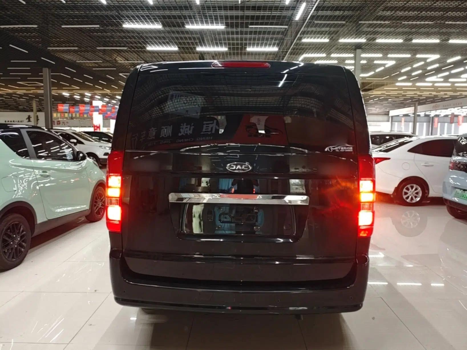 JAC Refine M3 2022 1.8L 7-seat Standard Edition — миниатюра 3
