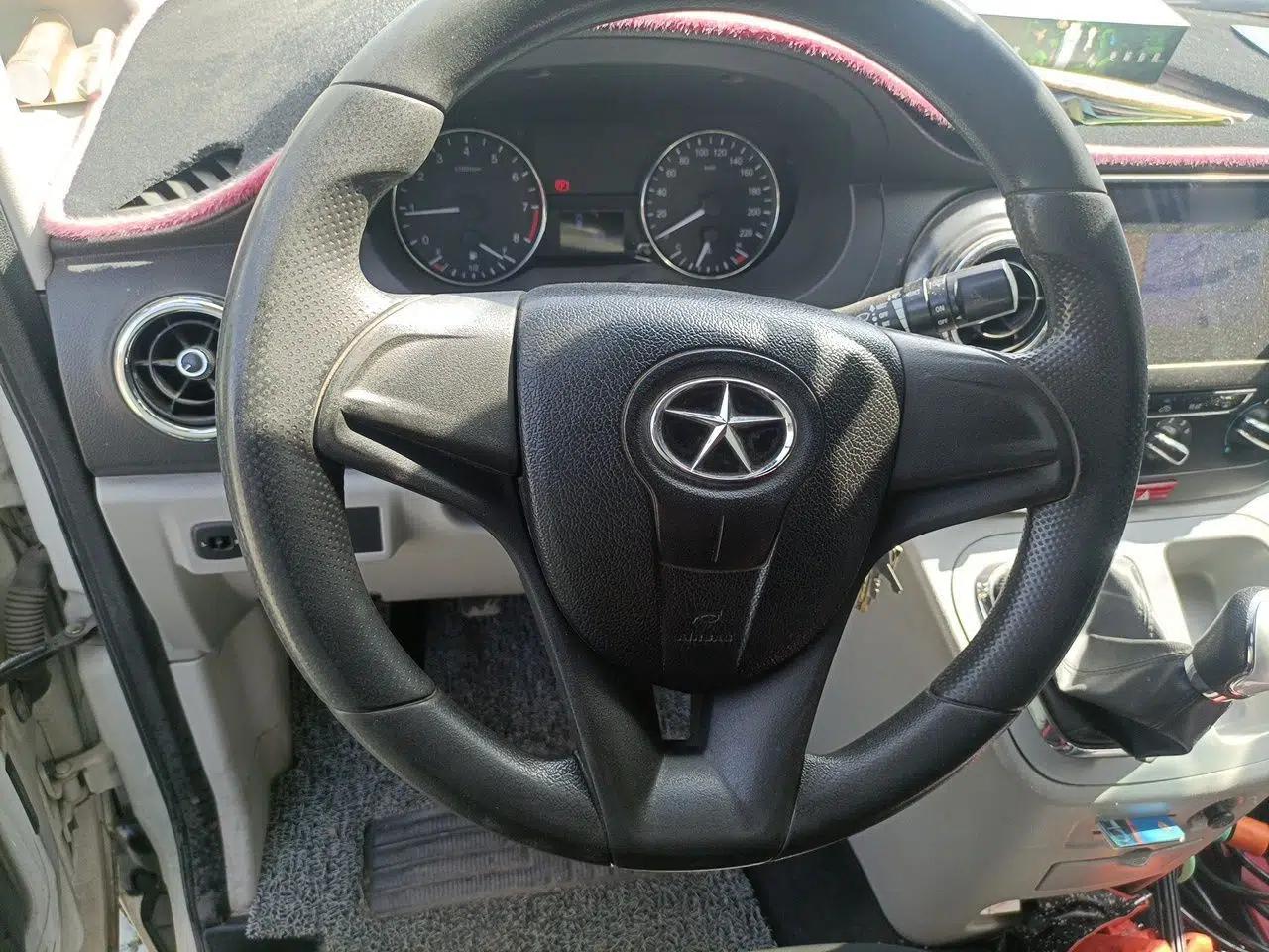 JAC Refine M3 2015 Maker Edition 1.6L Luxury Smart Version — миниатюра 7