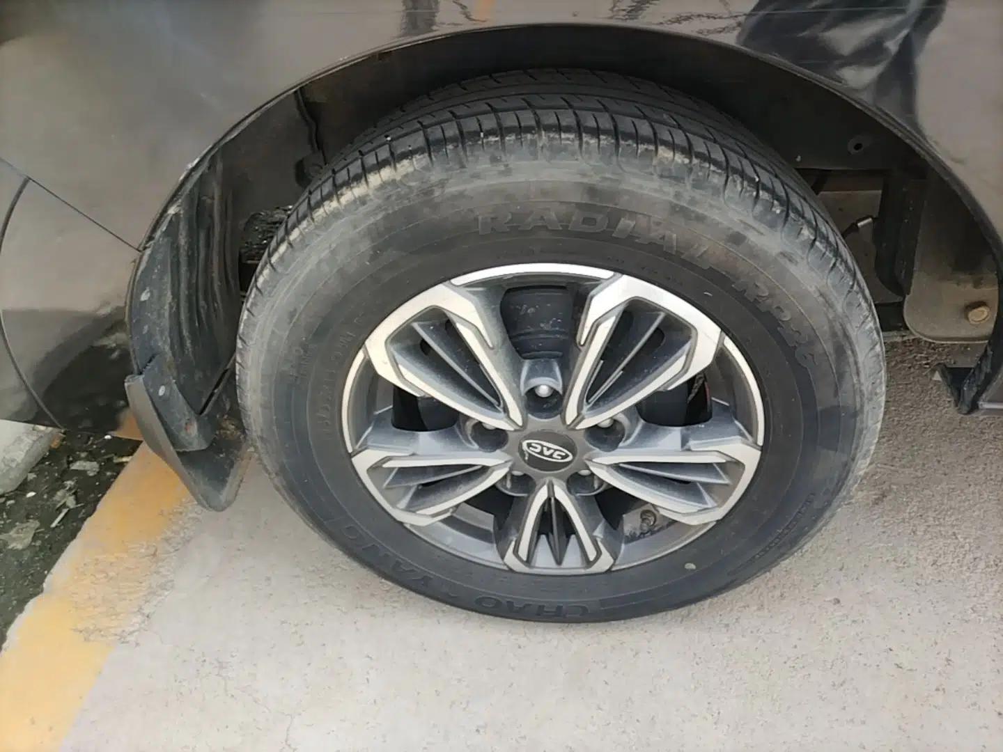 JAC Refine M3 2022 PLUS IKEA High-Power Version 1.5T Comfort Model — миниатюра 10