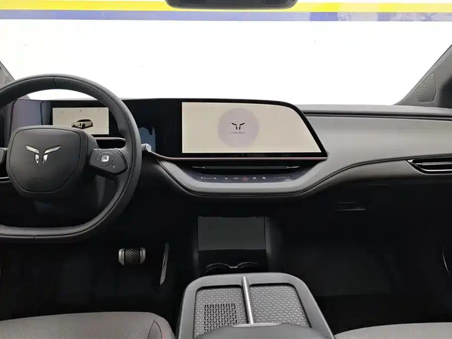Hongqi EH7 2025 640 AWD Smart Selection Edition — миниатюра 13