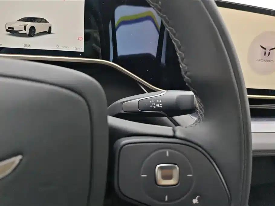 Hongqi EH7 2025 640 AWD Smart Selection Edition — миниатюра 16