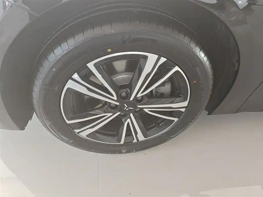 Hongqi EH7 2025 600 Smart Selection Edition — миниатюра 23
