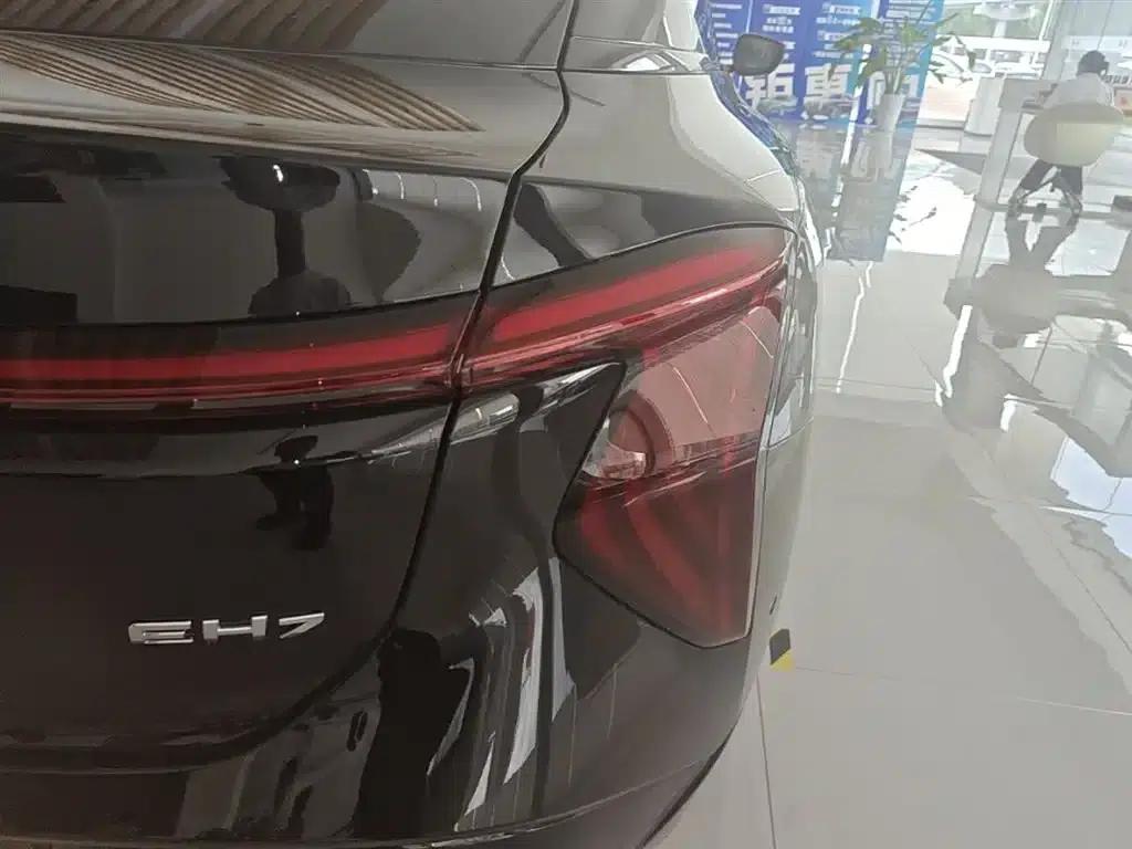 Hongqi EH7 2025 600 Smart Selection Edition — миниатюра 8