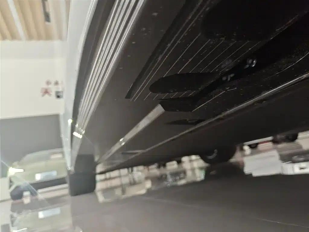 Hongqi EH7 2025 600 Smart Selection Edition — миниатюра 21
