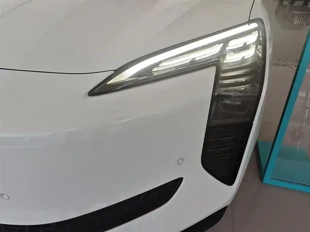 Hongqi EH7 2025 600 Smart Selection Edition — миниатюра 24