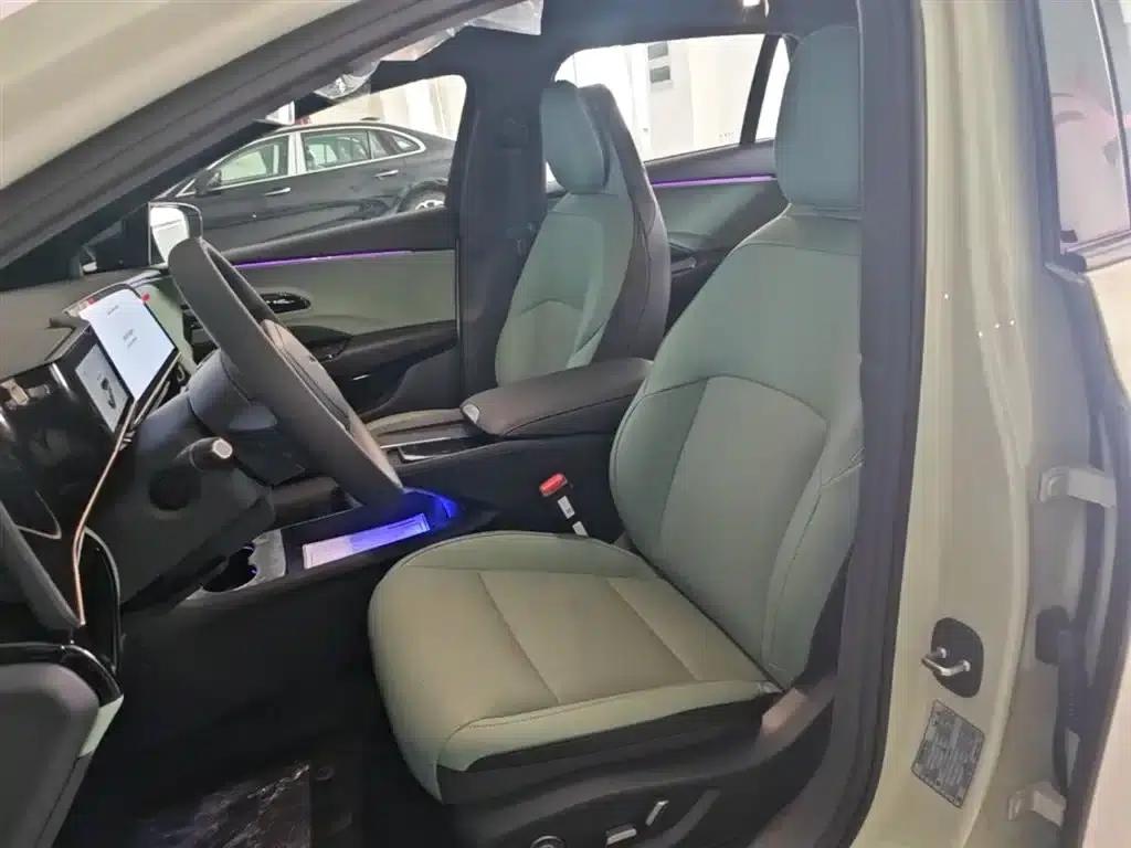 Hongqi EH7 2025 600 Smart Selection Edition — миниатюра 15