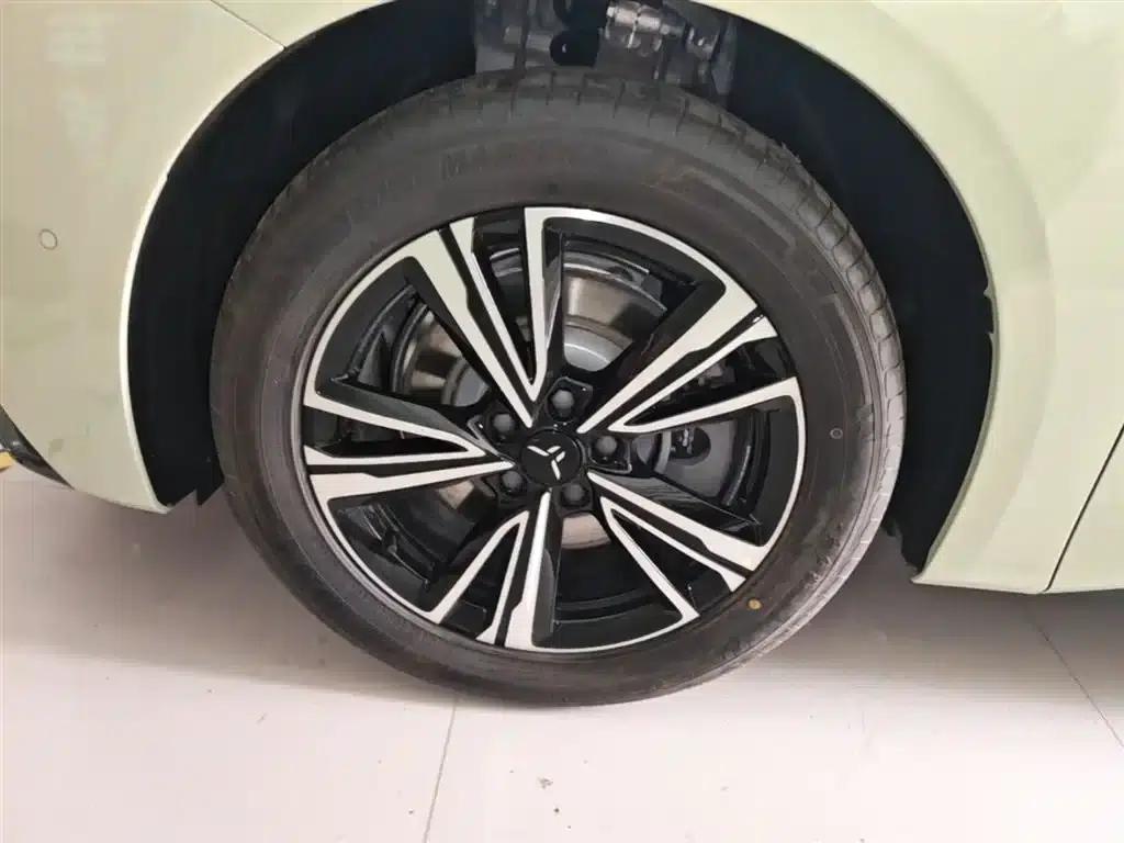 Hongqi EH7 2025 600 Smart Selection Edition — миниатюра 23