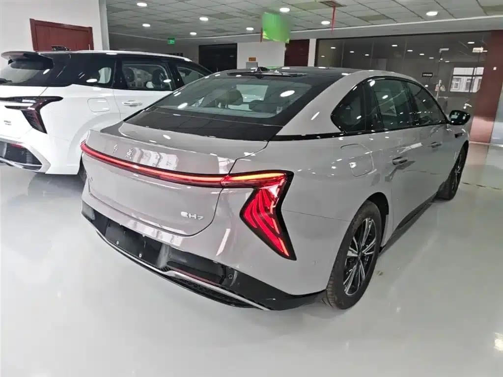 Hongqi EH7 2025 600 Smart Selection Edition — миниатюра 7