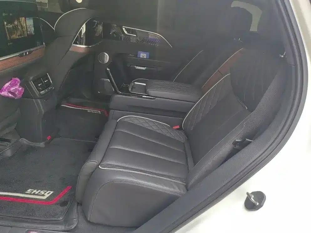 Hongqi E-HS9 2022 Model 660km Flagship Edition (Four Seats) — миниатюра 12