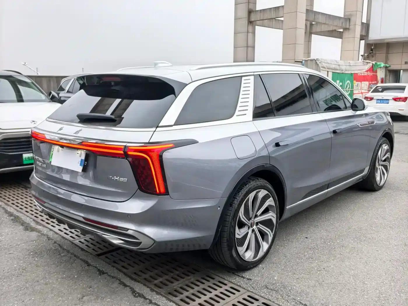 Hongqi E-HS9 2022 Model 660km Flagship Edition (Four Seats) — миниатюра 4