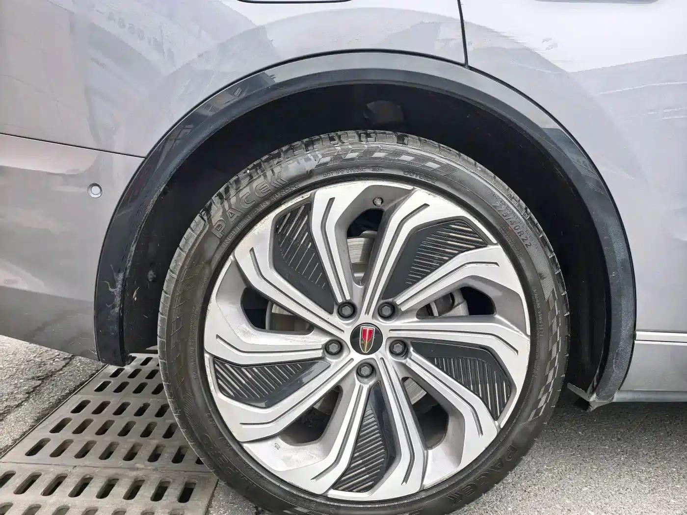 Hongqi E-HS9 2022 Model 660km Flagship Edition (Four Seats) — миниатюра 7