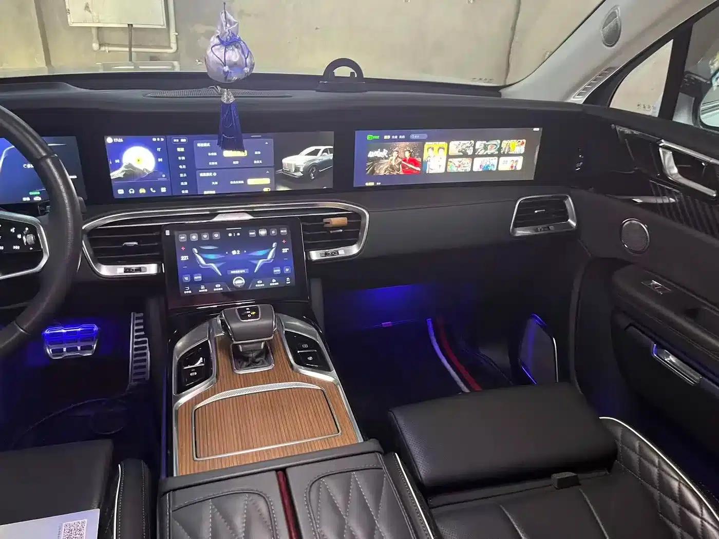 Hongqi E-HS9 2022 Model 660km Flagship Edition (Four Seats) — миниатюра 10