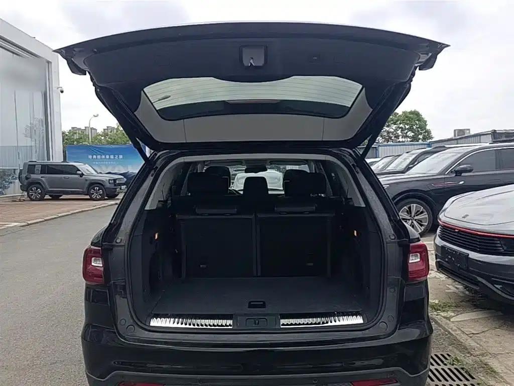 Hongqi HS7 2022 3.0T Automatic 4WD Intelligent Flagship Edition (7-seater) — миниатюра 19