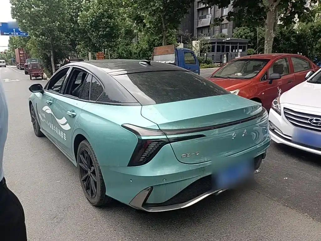 Hongqi H6 2023 2.0T Premium Edition — миниатюра 5