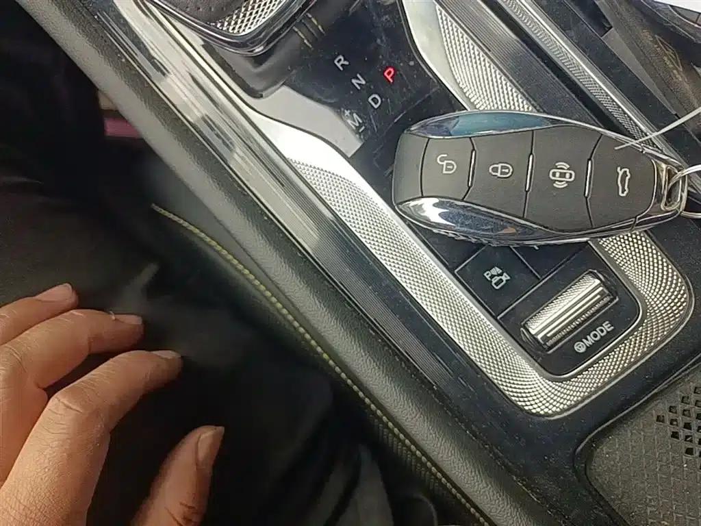 Hongqi H6 2023 2.0T Premium Edition — миниатюра 9