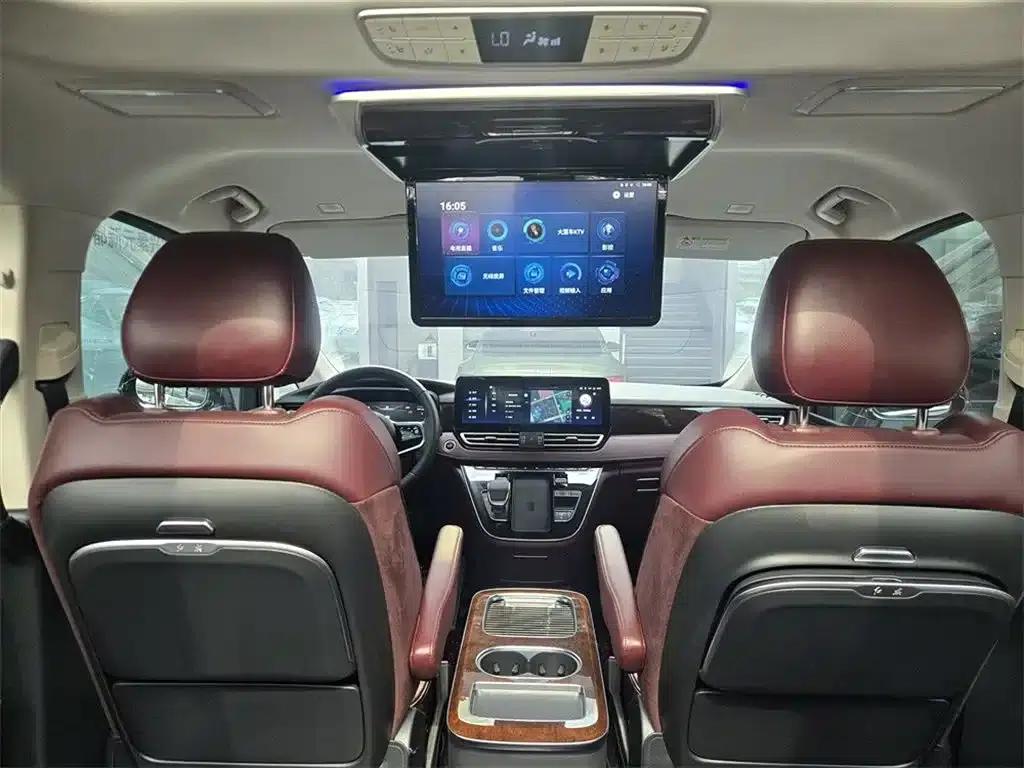 Hongqi HQ9 2023 2.0T Intelligent Flagship Edition — миниатюра 11