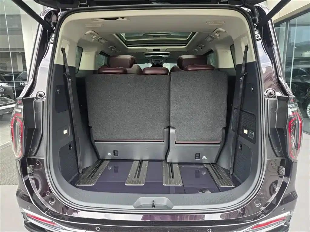 Hongqi HQ9 2023 2.0T Intelligent Flagship Edition — миниатюра 16