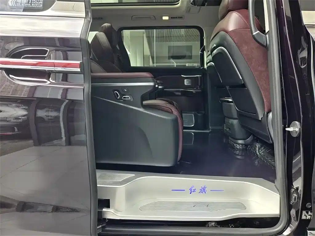 Hongqi HQ9 2023 2.0T Intelligent Flagship Edition — миниатюра 7
