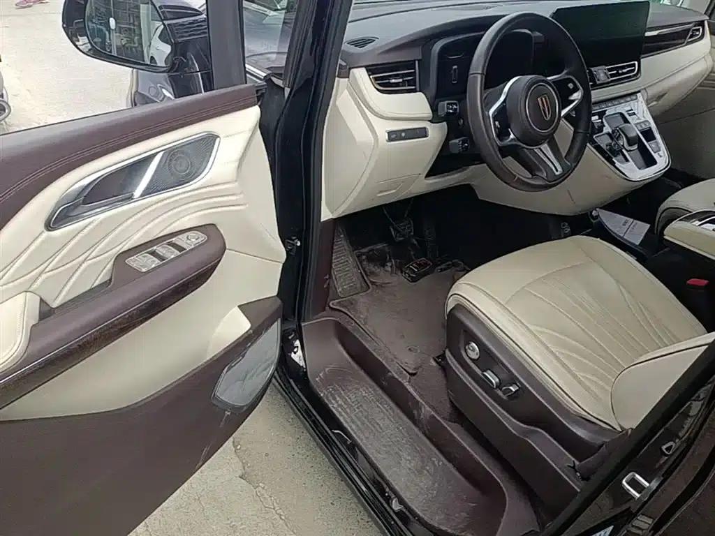 Hongqi HQ9 2023 2.0T Intelligent Flagship Edition — миниатюра 16