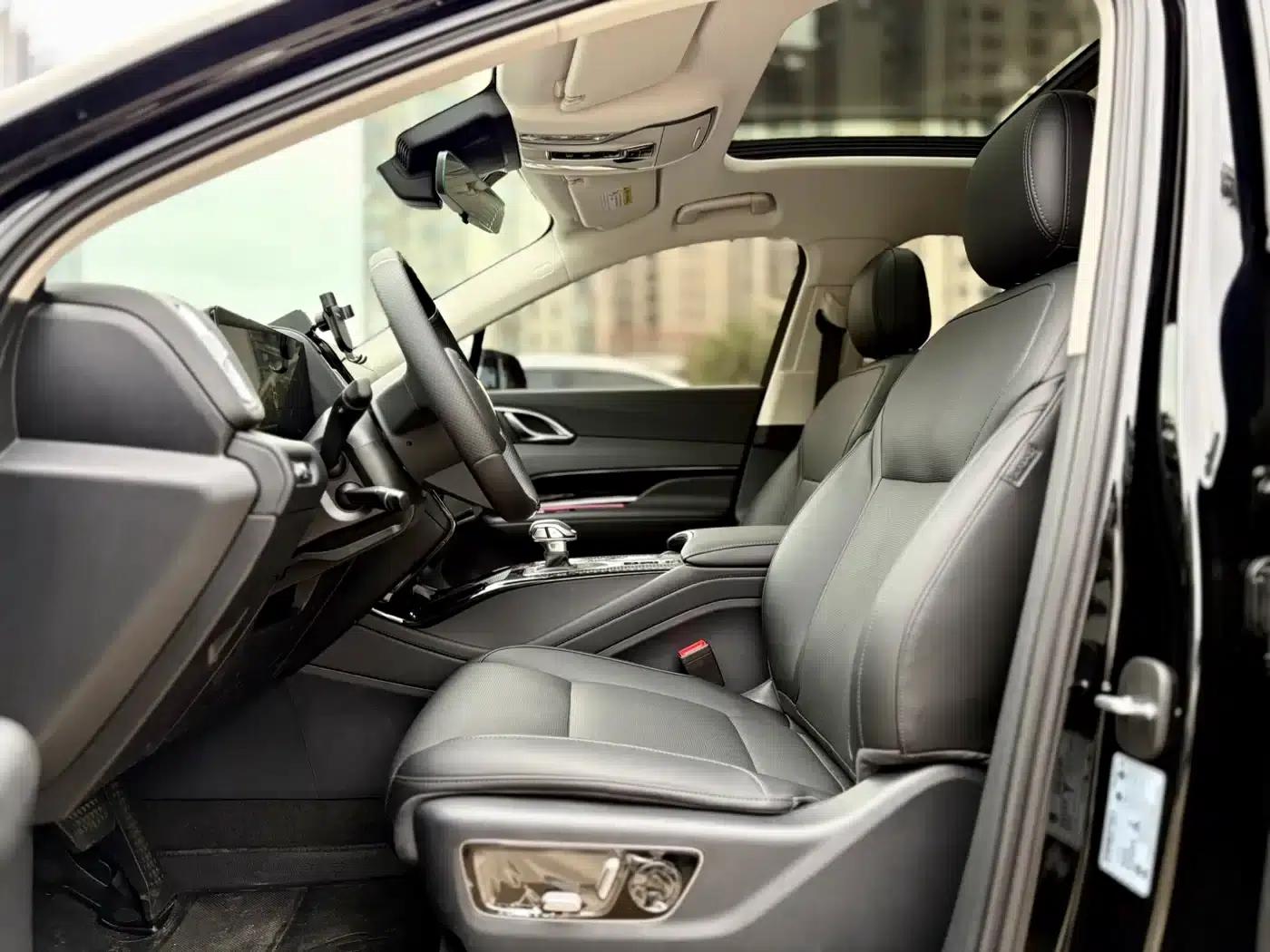 Hongqi HS3 PHEV 2025 Model 125km/h Jinwei 2 Millionth Unit Commemorative Edition — миниатюра 4