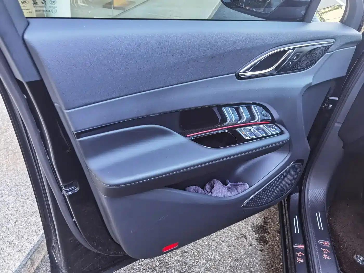 Hongqi HS3 PHEV 2024 Model, 115km/h Performance Edition — миниатюра 5