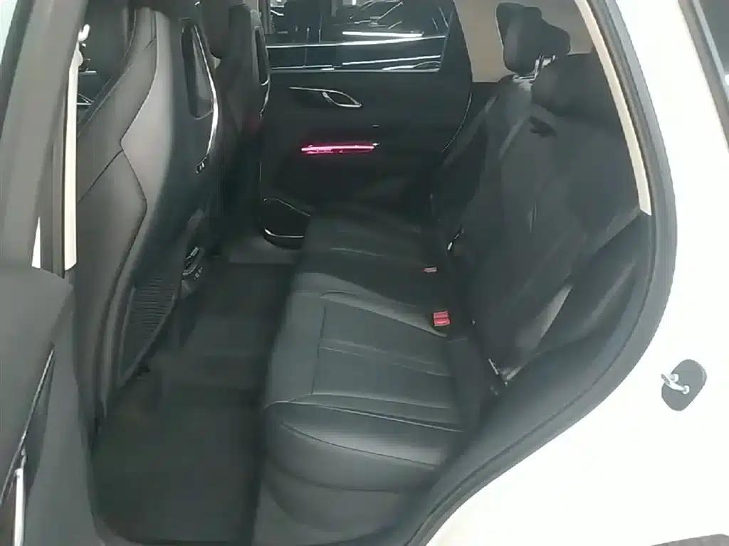 Hongqi HS3 PHEV 2024 Model, 115km/h Performance Edition — миниатюра 17