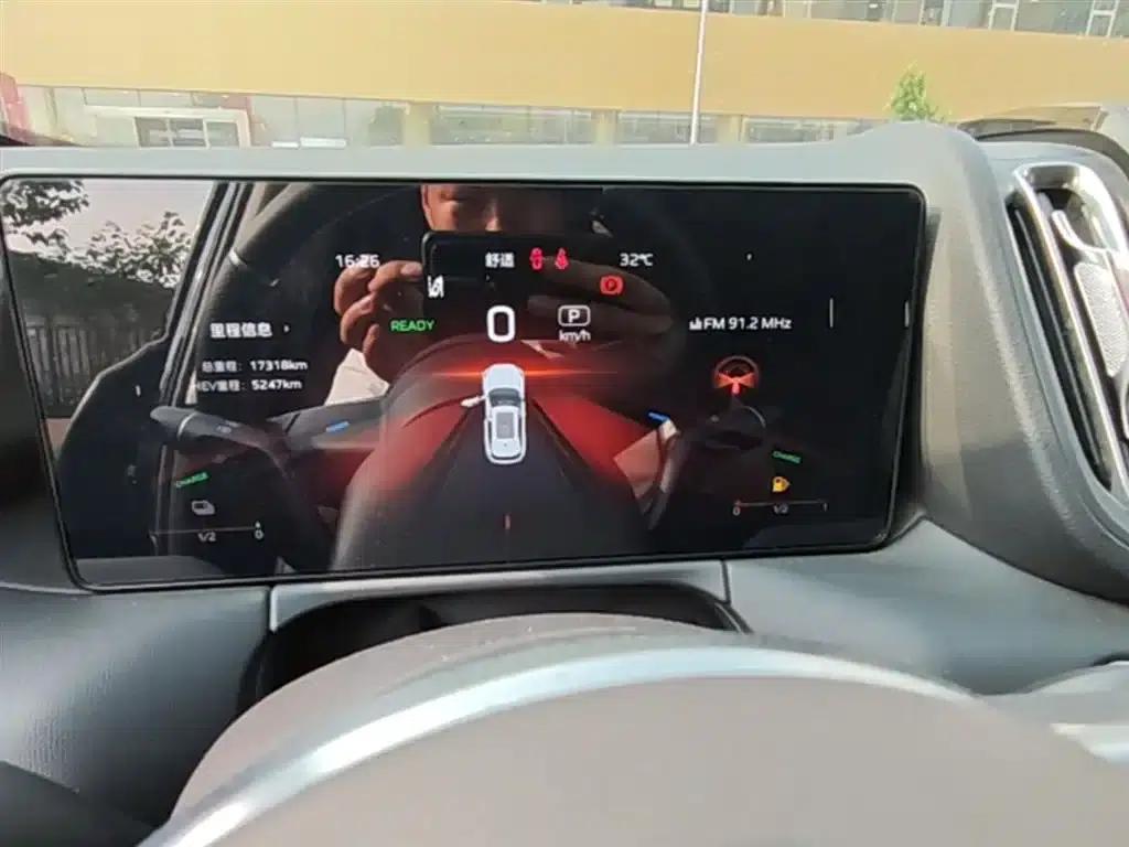 Hongqi HS3 PHEV 2024 Model, 115km/h Performance Edition — миниатюра 12