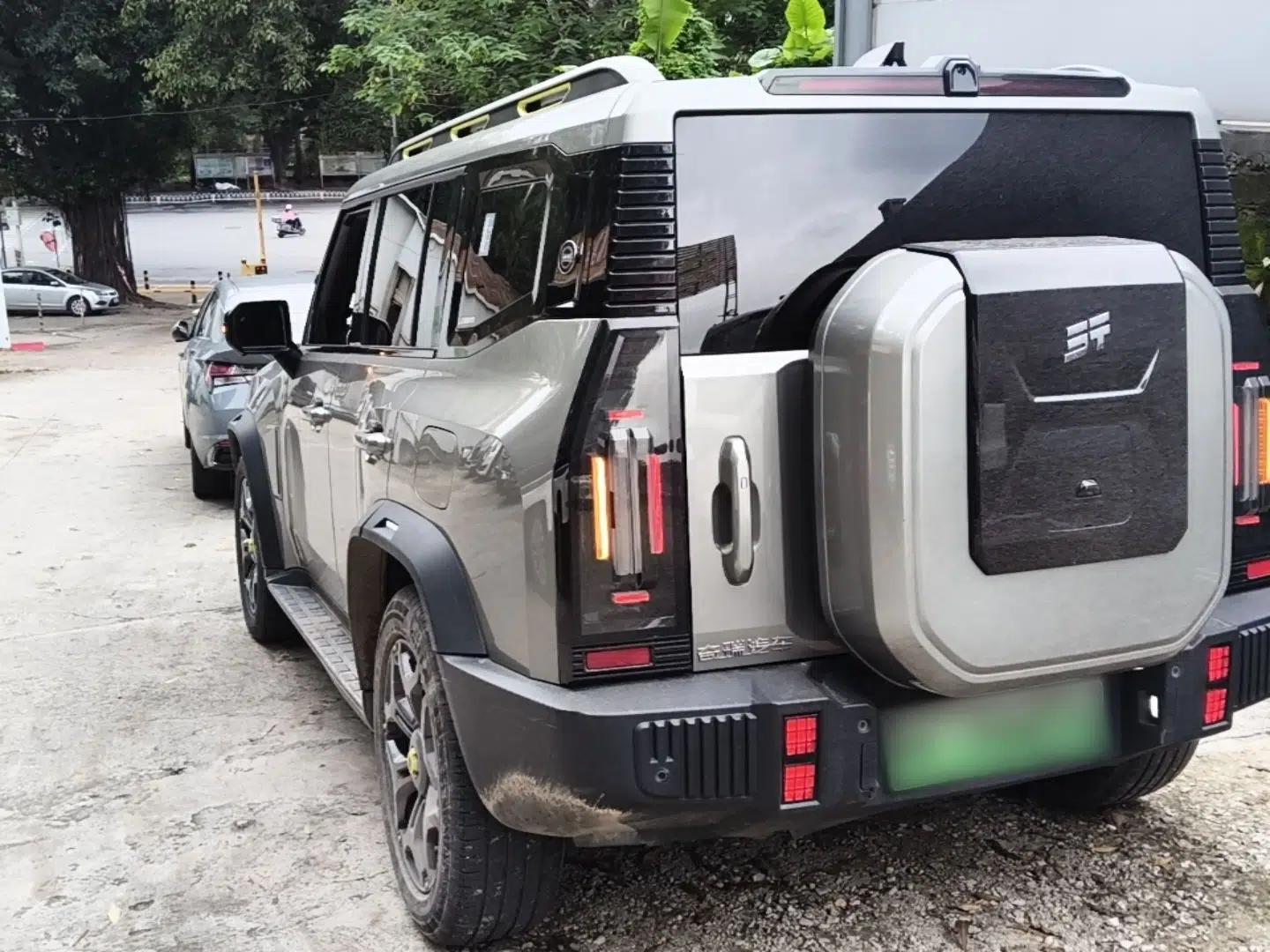 JETOUR Shanhai Traveler C-DM 2024 C-DM 208KM Mountain & Wilderness Edition — миниатюра 7