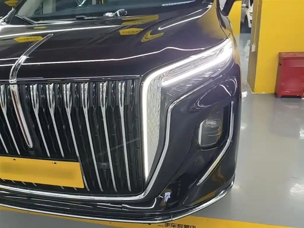 Hongqi HQ9 PHEV 2024 2.0T AWD Luxury Edition — миниатюра 24