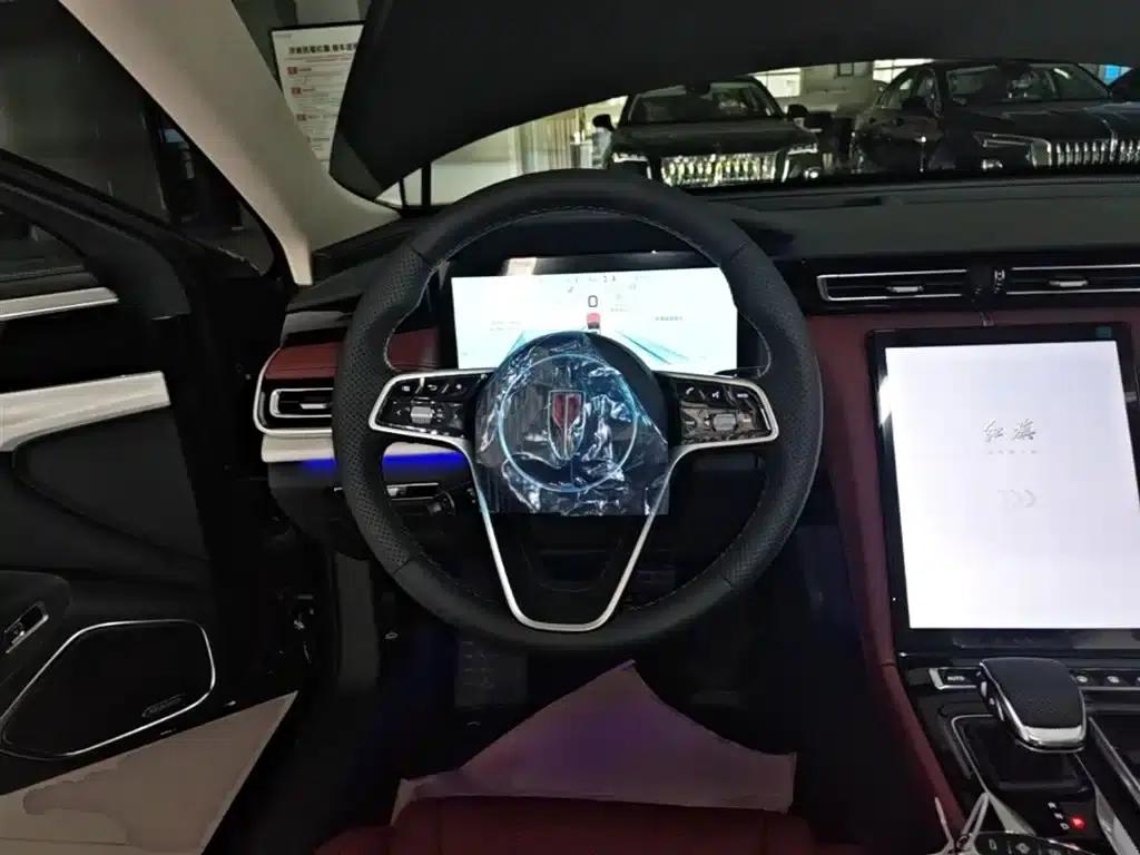 Hongqi H5 PHEV 2025 Model 170 Super Hybrid — миниатюра 11