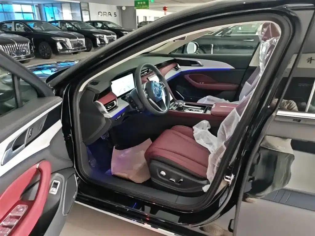 Hongqi H5 PHEV 2025 Model 170 Super Hybrid — миниатюра 16