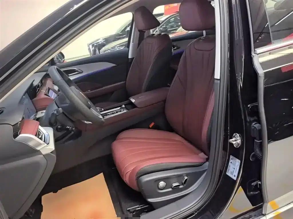 Hongqi H5 PHEV 2025 Model 170 Super Hybrid — миниатюра 15