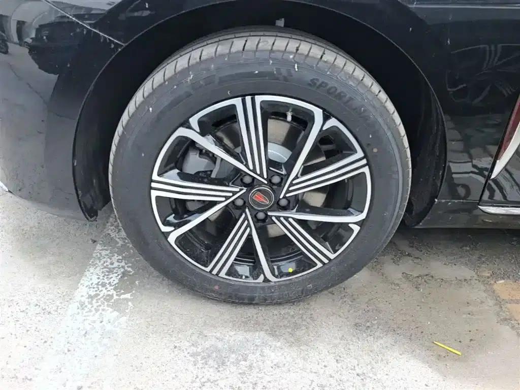 Hongqi H5 PHEV 2025 130 Super Hybrid Edition — миниатюра 23