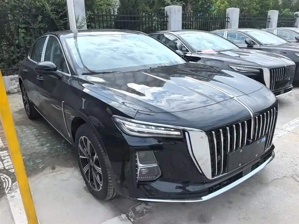 Hongqi H5 PHEV 2025 130 Super Hybrid Edition — миниатюра 4