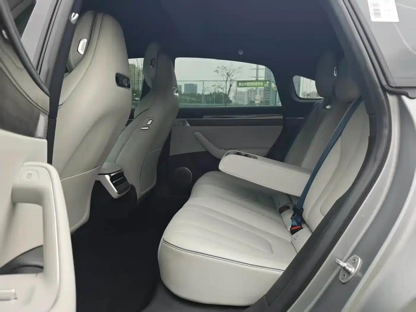 Zhijie S7 2024 Pro Rear-Wheel Drive Long-Range Edition — миниатюра 8