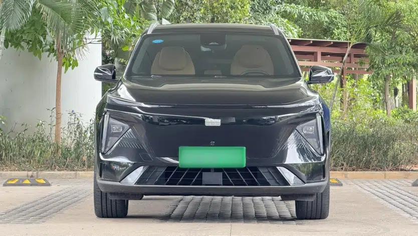 Geely Galaxy L7 2024 1.5T 115 km PLUS Dragon Edition — миниатюра 3