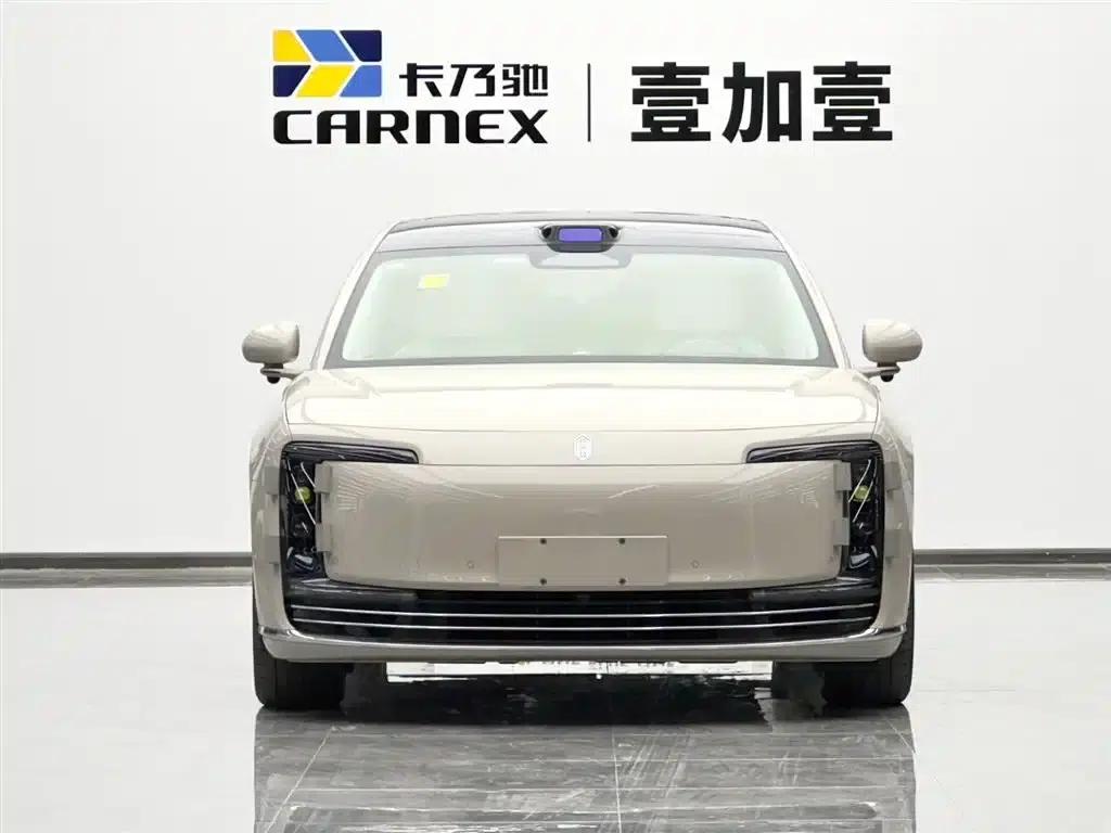 2025 S800 Premium Range Extended Star Executive Edition (4-seater, 192-line LiDAR) — миниатюра 2