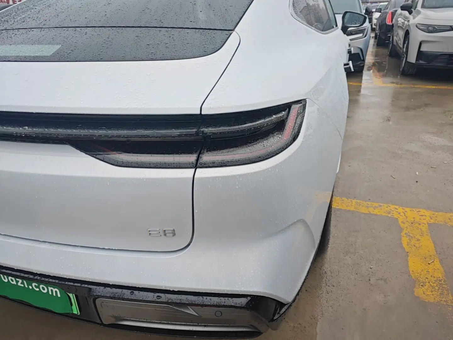 Geely Galaxy E8 2025 700 km Long-Range Intelligent Driving Version — миниатюра 7
